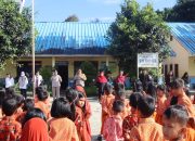 Polres Pakpak Bharat Melaksanakan Bhakti Kesehatan Di SD Negeri 030413 Salak