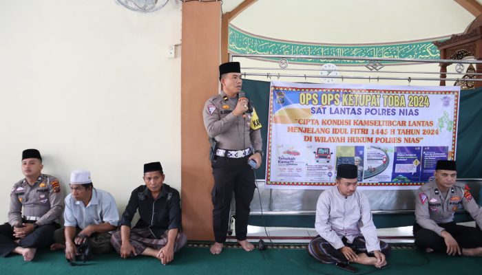 SAT LANTAS POLRES NIAS LAKSANAKAN JUMAT BERBAGI