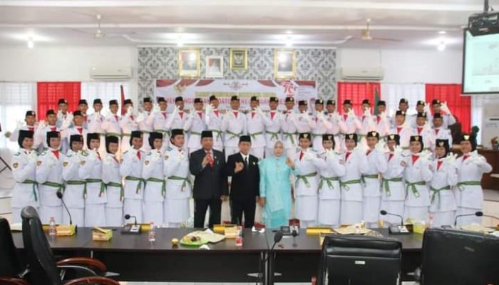 Walikota Bersama DPRD dan Forkopimda Tanjungbalai Dengarkan Pidato Presiden RI Sambut HUT RI ke 79