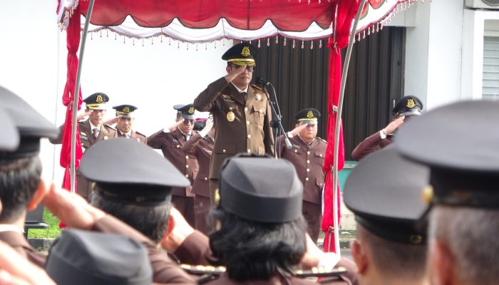 Wakajati Sumut Rudy Irmawan Pimpin Upacara Peringatan HUT Kemerdekaan RI yang ke-79, Wujudkan Supremasi Hukum yang Berkeadilan, Kepastian, dan Kemanfaatan*