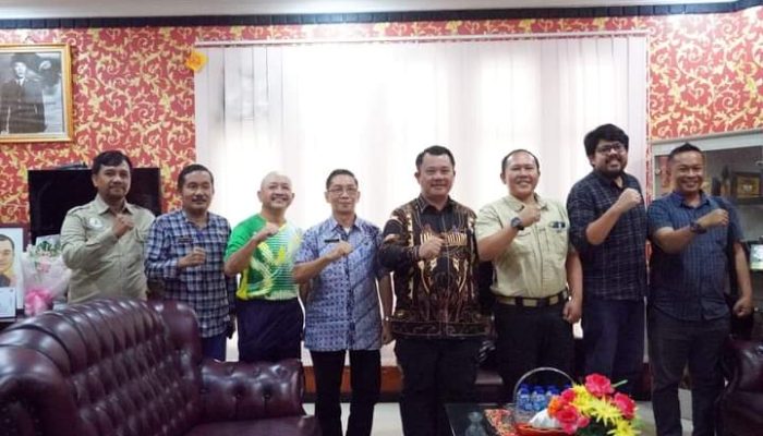 Wali Kota Gunungsitoli Sambut Tim Survey dari Kementerian Lingkungan Hidup dan Kehutanan RI