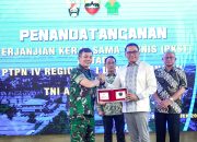 Penandatangan Perjanjian Kerja Sama Teknis (PKST) antara PT Perkebunan Nusantara IV Regional 1 dan 2 dengan TNI AD Kodam Bukit Barisan