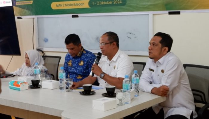 Katim Humas HDI Kemenag Sumut H.Mulia Banurea S.Ag Paparkan Pentingnya Keterbukaan Informasi Publik  Di MAN 2 Model Medan
