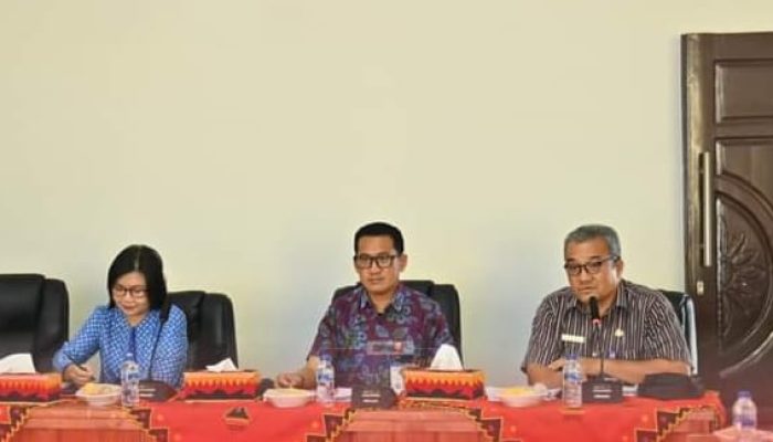 Rapat Forum Komunikasi Pemangku Kepentingan Utama Kabupaten Nias