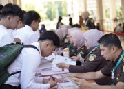 ASISTEN PEMBINAAN DAN ASISTEN PENGAWASAN TINJAU PELAKSANAAN TES SKD CPNS KEJAKSAAN TAHUN 2024 DI MAKASSAR