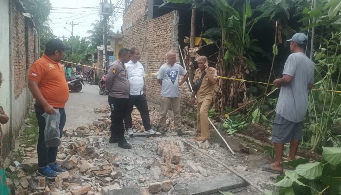 Polsek Pancur Batu Bersama Polrestabes Medan Lakukan Olah TKP di Lokasi Tembok Runtuh Yang Memakan Korban Jiwa