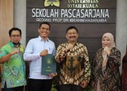 Mayor Daud Kembali Dilantik Jadi Ketua Alumni S2 Kebencanaan Unsyiah