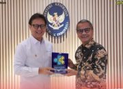 Bupati Nias Audensi Dengan Menkes RI