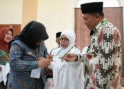 Ketua PPIH Dan Wakil Bupati Madina Sambut calhaj kloter 5 Di Aula Jabal Noor Asrama Haji Medan