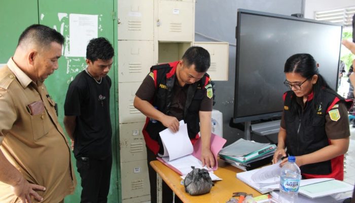 Kejari Nias Selatan Usut Korupsi Dana Bos di SMK Negri Teluk Dalam