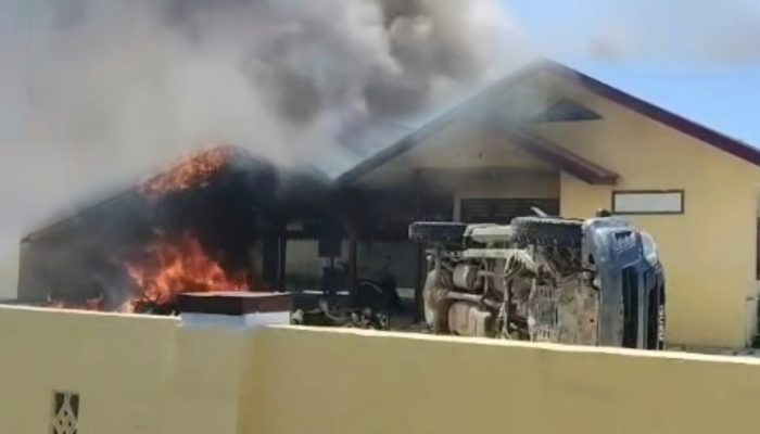 Kantor  Polsek Muara Batang Gadis  Hangus Terbakar Usai Isu Tangkap Lepas Narkoba