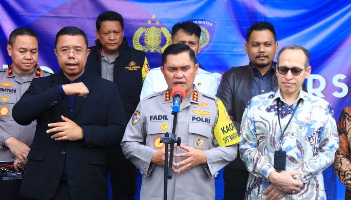 Kabaharkam Polri Lepas 111 Personel Amankan TPS Luar Negeri: Jalankan Tugas dengan Baik