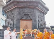 Perkembangan agama Buddha di Sumatera Utara tidak terlepas dari sosok seorang Bhikkhu yang bernama YM. Jinadhammo Mahathera