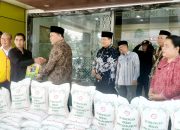 Majelis Panditha Budha Maitreya Provsu Kerjasama Dengan Kemenagsu Bagikan 100 Paket Ramadhan