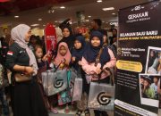 Puluhan Anak Yatim di Kota Medan Berbelanja Baju Lebaran Gratis