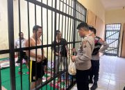 Sisihkan Sebahagian Rejeki Kita Di Bulan Suci Ramadhan” Ucap Briptu Wahyu Sinaga kepada Para Tahanan,Memberikan Takjil