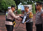 Kapolres Nias Berikan Penghargaan Dalam Bidang Kehumasan