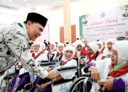 Panitia PPIH Embarkasi Medan Sigap Melayani Para Calhaj Di Ahmed