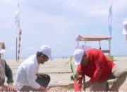 Bupati Nias Hadiri Penanaman Pohon Di Pantai Bozihona