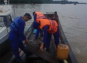Patroli Perairan Sat Polairud Polres Tanjung Bala Periksa Kapal Tanpa Nama