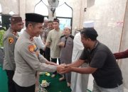 Polres Tanjung Balai Laksanakan Gerakan Sholat Subuh Berjamaah Keliling  Di  Musholla Umum Pasar Baru Bersama DMI