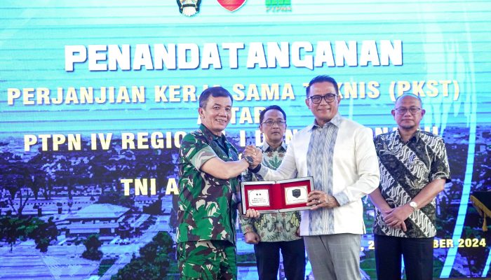 Penandatangan Perjanjian Kerja Sama Teknis (PKST) antara PT Perkebunan Nusantara IV Regional 1 dan 2 dengan TNI AD Kodam Bukit Barisan