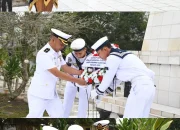 Rangka Peringatan Hari Dharma Samudera,Prajurit Lanal TBA Dan Jalasenastri Ziarah Ke makam Pahlawan