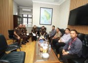 Tersangka Dugaan Korupsi Pemotongan ADD Kota Padangsidimpuan Rp5,7 Miliar Lebih dan Sempat Di tetapkan DPO Akhirnya Menyerahkan Diri Di kejatisu