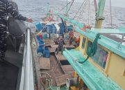 TNI AL Tangkap Kapal Kapal Ikan Asing (KIA) Berbendera Malaysia Yang lakukan Ilegal Fishing Diperairan Indonesia