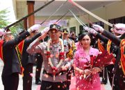 Jejakkan Kaki Di Mapolres Pakpak Bharat AKBP Pebriandi Haloho Di Sambut Tarian Adat Pakpak Bharat Era – Era.
