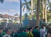 Aksi Damai Anggota Alwasiliyah Di Depan Kantor Bupati Deli Serdang Nyaris Bentrok