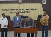 Rapat Paripurna Penetapan Ranperda Pertanggungjawaban Pelaksanaan APBD Kota Gunungsitoli T.A. 2024