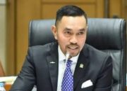 Ahmad Sahroni Dicopot Dari Wakil Ketua Komisi lll DPR