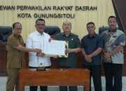 Wali Kota dan Wakil Wali Kota Gunungsitoli Hadiri Rapat Paripurna Penandatanganan Nota Kesepakatan Perubahan APBD 2025