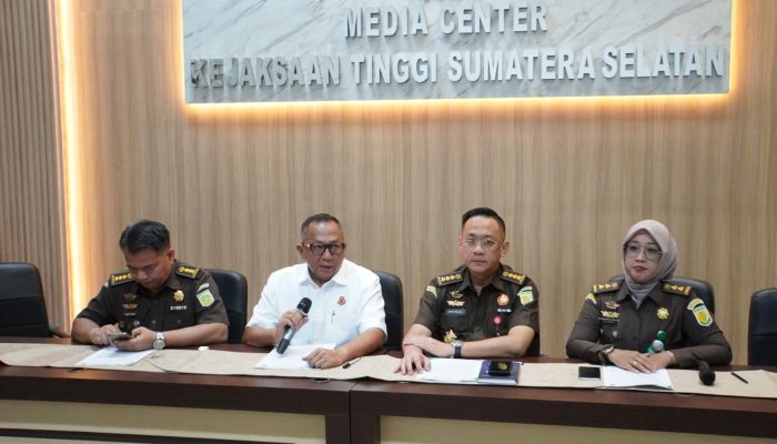 Team Penyidik Kejati Sumsel Akhirnya Menahan Direktur PT.BSS  Dan PT SAL Dalam Kasus Tipikor Kredit Di salah Satu Bank Plat Merah