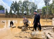Alumni Akpol 96 Bersama Bhayangkari Aceh Salurkan Bantuan bagi Korban Banjir Aceh Tamiang