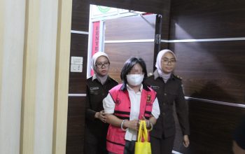 Tim Penyidik Kejari Gunungsitoli Tahan ROZ Dalam Kasus Tipikor RSU Pratama Nias  Sebesar Rp.38,5 Milyar