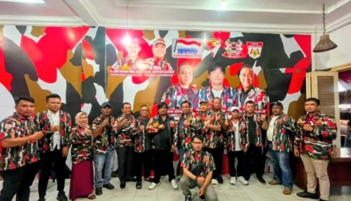 Jelang pelantikan, Markas Daerah (Mada) Laskar Merah Putih (LMP) Sumatera Utara menggelar rapat koordinasi dan konsolidasi Organisasi