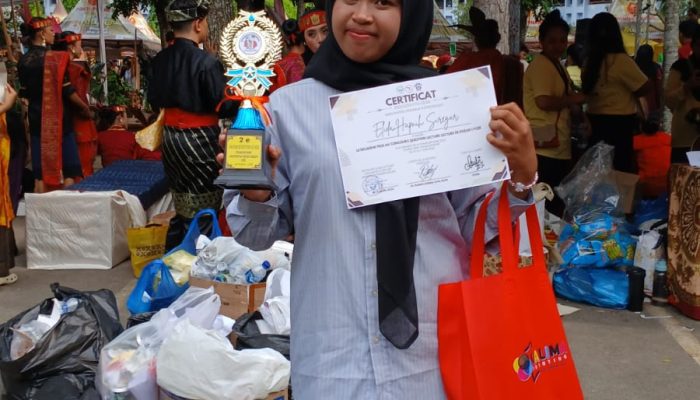 Elida Hapnih, Siswi MAN Labusel Raih Juara 2 Deklamasi Bahasa Prancis di UNIMED