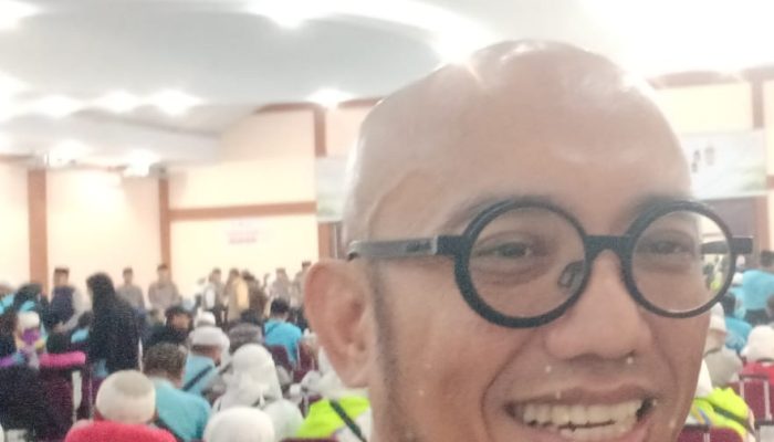 Kloter 16 Deberkasi Medan Di Sambut Wakil Mentri Haji Dan Umroh H.Dahnil Azhar Simanjuntak Di Aula Madinatul Hujan Asrama Haji Kelas I Medan