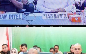 Kajatisu Muhibuddin SH.MH Dan Para Asisten Mengikuti Virtual Zoom Jaksa Agung Muda Intelejen Kejagung RI