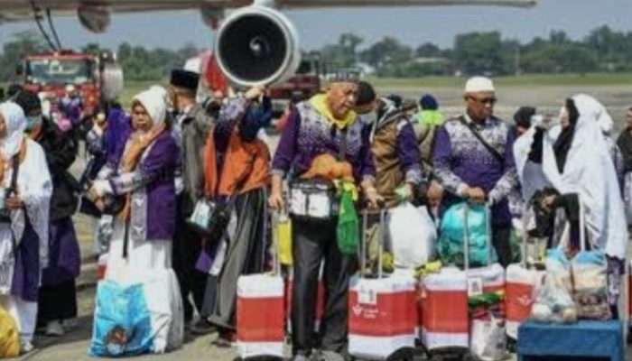 Kloter l Deberkasi Medan Asal Daerah Binjai, Delay Kurang Lebih  2 jam 