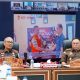 Kepala Kejaksaan Tinggi Sumut Muhibuddin.SH.MH Dan Aspidum Kejatisu Suhendri.SH.MH Pimpin Pelaksanaan Restorative Justice melalui Daring, Dalam Kasus Penganiayaan Kakak Beradik Di Kejari Gunungsitoli