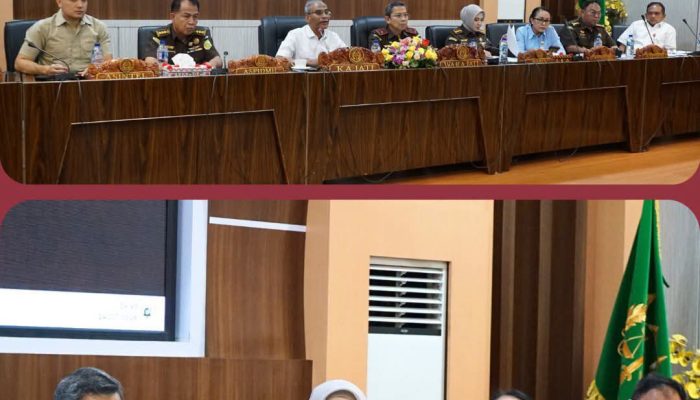 Kajati Sumut Muhibuddin.SH.MH Di Dampingi Wakajati Sumut Eko Adhyaksono, SH.MH Dan PJU,Beri Arahan Pada Jaksa Fungsional Agar  Menjaga Integritas  Profesional Etos Kerja