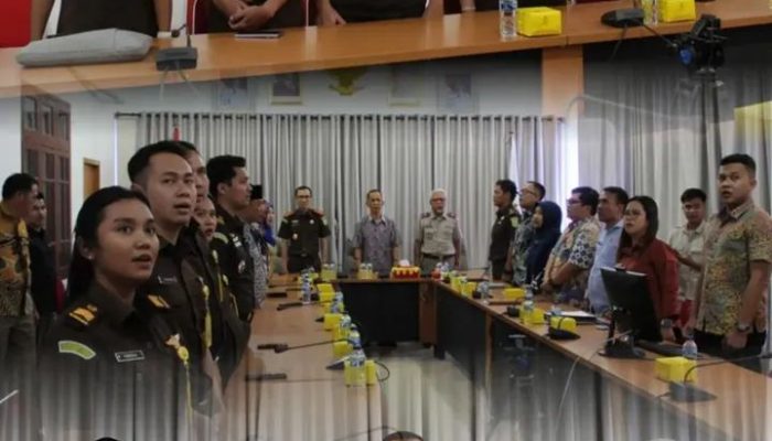 Kejari  Nias Selatan Hadiri Penanda Tanganan Nota perjanjian Kerja sama Pendaftaran Tanah Wakaf antara Pemkab Nias Selatan Dan Kakan Kemenag Nias Selatan Dan Kepala BPN /ATR Nias Selatan