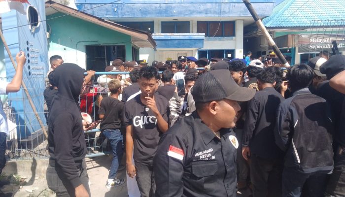 Plh Manager PLN Tanjung Balai Dinilai Tak Memuaskan Jawaban Saat Massa Aksi Demo