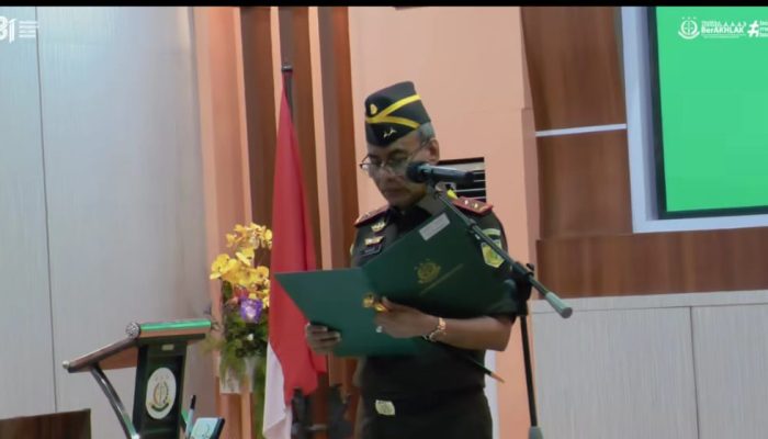 Kajatisu Muhibuddin.SH.MH Pimpin Pelantikan Aspema dan 5 Kejari 