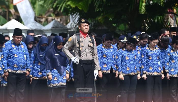 Kapolsek Idanogawo Bertindak Sebagai Komandan Upacara HUT ke-81 Kemri Di Kabupaten Nias