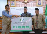 Serahkan Bantuan Bencana di Sumut dan Aceh, Dirjen Bimas Islam Tekankan Pentingnya Ekoteologi
