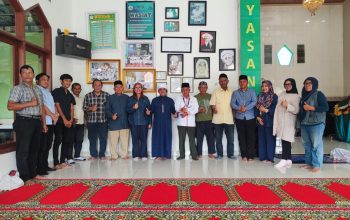 Wartawan Medan “Mengetuk Pintu Langit” Mendo’akan Lima Jurnalis yang Hilang Saat Meliput Erupsi Gunung Anak Krakatau